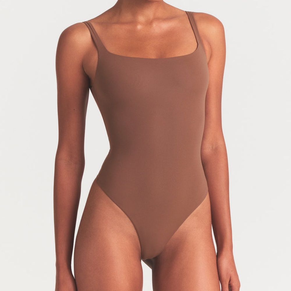 Skims Fits Everybody Square Neck Bodysuit